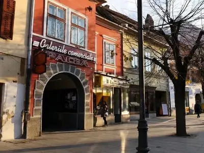 Fostul președinte Klaus Iohannis a rămas fără casa din centrul Sibiului - Foto: oradesibiu.ro