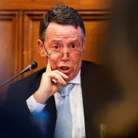 Fostul ministru portughez al Economiei Manuel Pinho, reținut într-un dosar de corupție. / Foto: expresso.pt