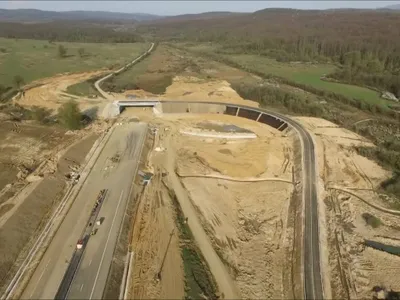 Tunelurile cu urși se întind pe o suprafață de doar 3,34 kilometri / debanat.roi