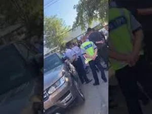 Momentul când poliția discută  cu Mohammad Murad. Captură video