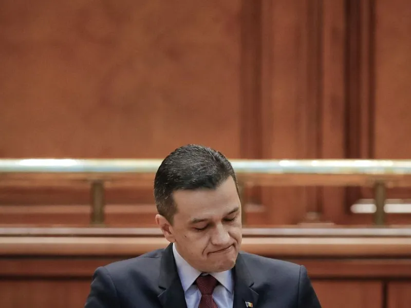 Sorin Grindeanu, pe când era vicepreşedinte PSD, în timpul unui discurs, la un scrutin de vot, în Parlament - Foto: Profimedia Images