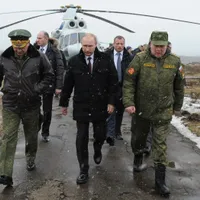 Tentativă de asasinat a lui Putin. Elicopterul dictatorului, atacat de drone în regiunea Kursk - Foto: Profimedia images