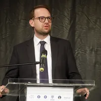 Dominic Fritz spune că salba de construcții este ilegală – Foto: Inquam Photos / Virgil Simonescu