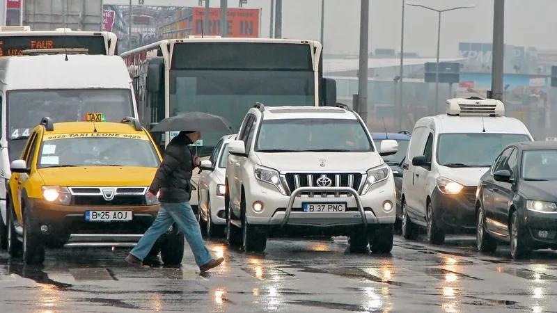 Ploui şi vânt puternic. Este trafic în creştere, pe arterele care intră în marile oraşe ale ţării - Foto: PXHere