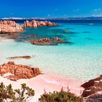 Mergeți în vacanță în Sardinia? Nu luați nisip sau scoici. Riscați amenzi de până la 3.000 de euro! / Foto: exploy.com