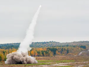 O rachetă care ar fi de origine rusească a intrat în spațiul aerian al unei țări NATO. A mers 40 km - Foto: Profimedia Images/ Imagine cu caracter ilustrativ