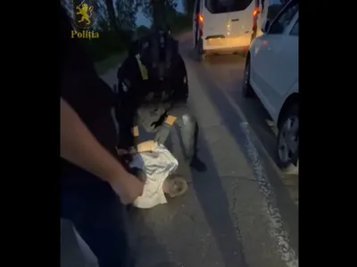VIDEO Un bărbat viral pe TikTok care îi cerea lui Putin să invadeze Chișinăul a fost reținut la întoarcerea în Moldova din Germania