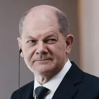 Cancelarul german Olaf Scholz, spionat de STASI în anii '80, când era lider al TSD. / Foto: euronews.com