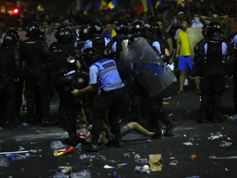 Represiunea din 10 august 2018 - Foto: Profimedia Images