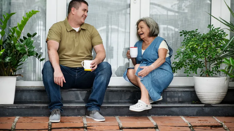 Cine sunt cei 2.300.000 pensionari care iau la pensie un ajutor de 3.000 lei. Ce cumpără cu banii? - Foto Freepik