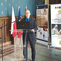 Istoricul Ottmar Trașcă   și ceilalți trei editori ai  albumului ne-au trimis la arhive când am întrebat câți criminali de război apar în album și de ce nu sunt menționați ca atare - Foto: Facebook
