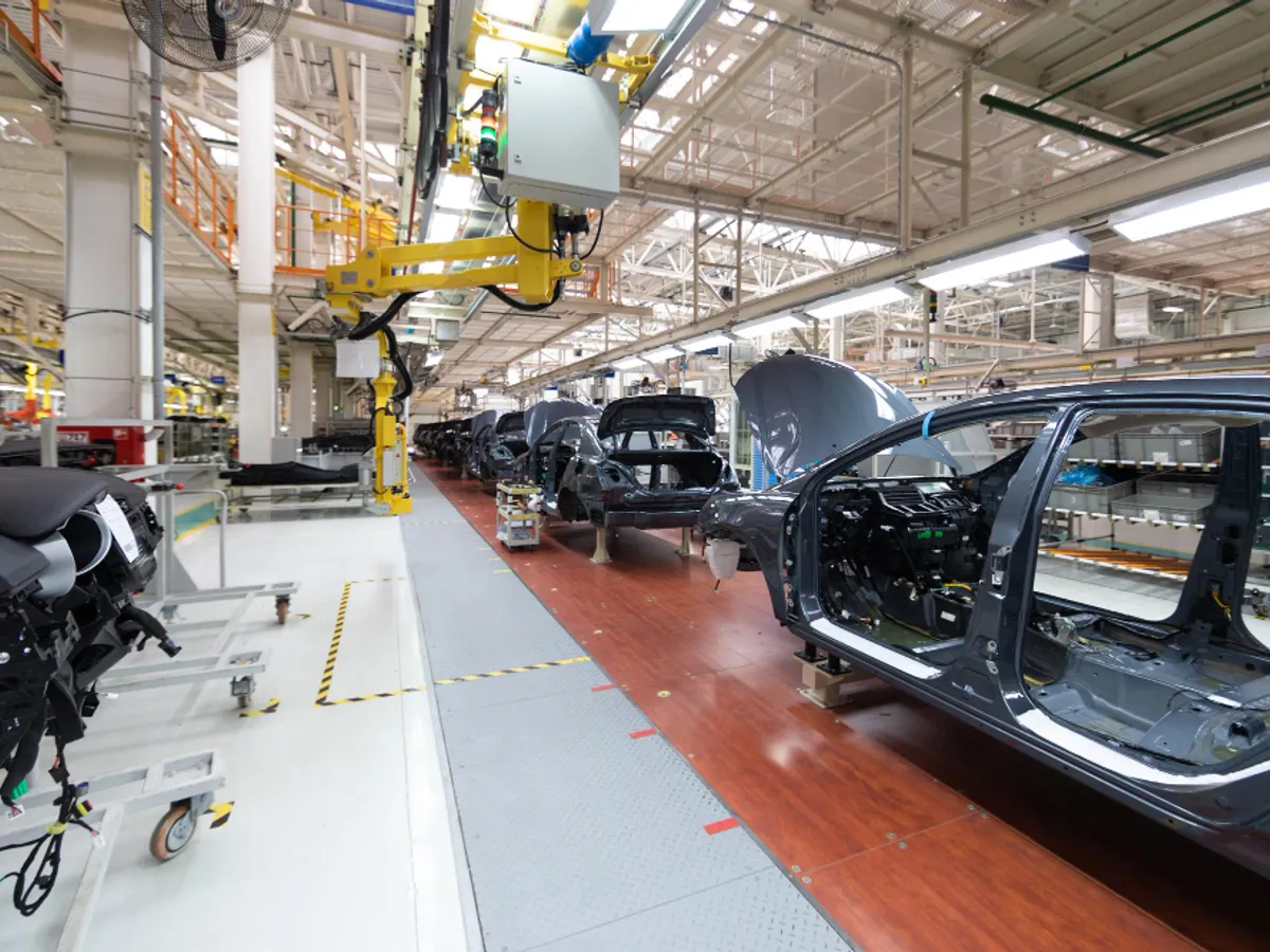 O companie din sectorul auto face concedieri masive în România. Peste 600 de oameni pleacă acasă