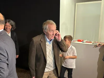 Maghiarii au fost la București și l-au ”ochit” pe Valentin Ceaușescu