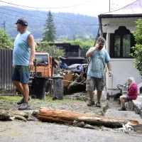 Poliţa obligatorie de locuinţe devine mai importantă - Foto: INQUAM PHOTOS/Alex Nicodim