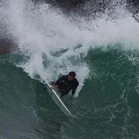 Un rechin i-a smuls unui surfer piciorul. Valurile i l-au adus la mal, medicii încearcă să-l reatașe - Foto: Instagram Kai McKenzie(imagine cu rol ilustrativ)