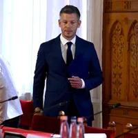 Peter Magyar acuză distrugerea de documente sensibile înainte de plecarea lui Viktor Orbán - Foto: Profimedia Images