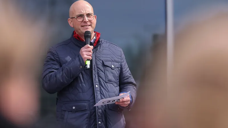 Boss-ul Audi: „Oamenii nu-i vor lăsa pe politicieni să le dicteze ce mașini să conducă” - Foto: Profimedia Images