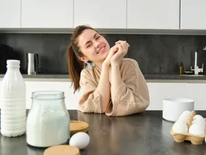 Alimentul pe care să-l consumi noaptea ca să dormi bine. Slab în calorii, ajută la slăbit  - Foto: Freepik (imagine cu rol ilustrativ)
