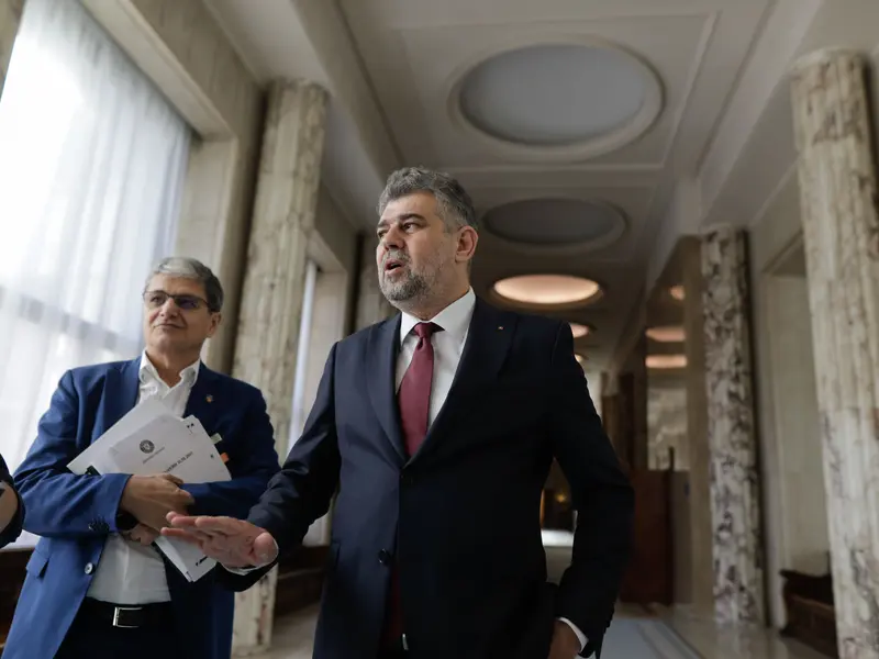 Ciolocau îl corectează pe Boloș care a anunțat creșterea pensiilor cu 14%. Procentul va fi mai mic - Foto: INQUAM PHOTOS / George Călin