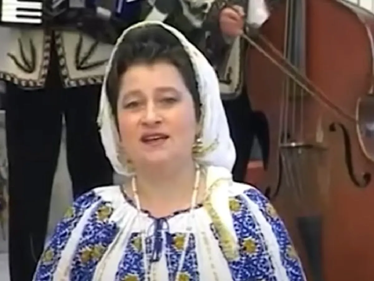 Mariana Drăguț femeia de pe genericul emisiunii Tezaur Folcloric Foto: youtube