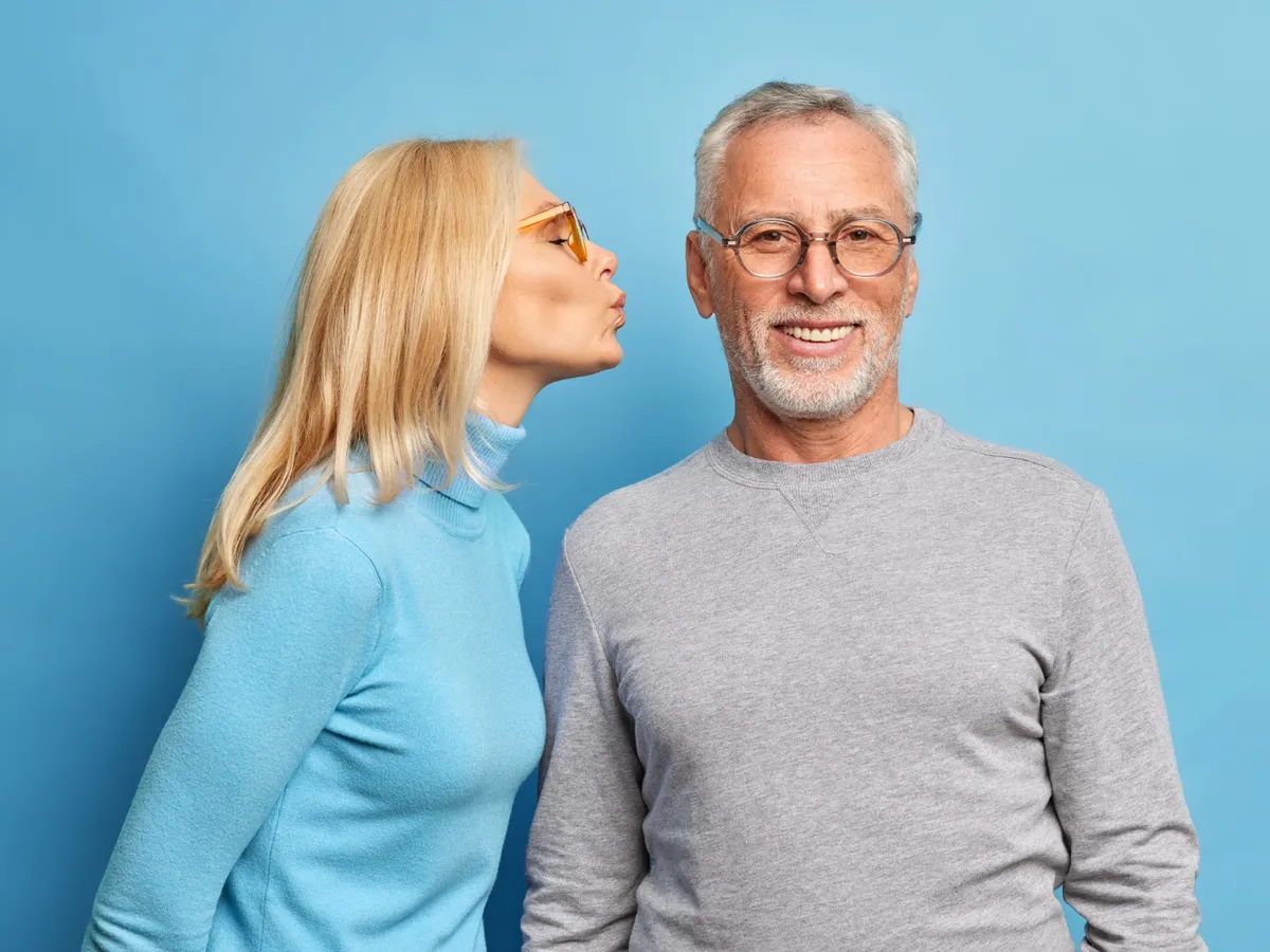 Cuplu de pensionari la pensie - Foto: Freepik
