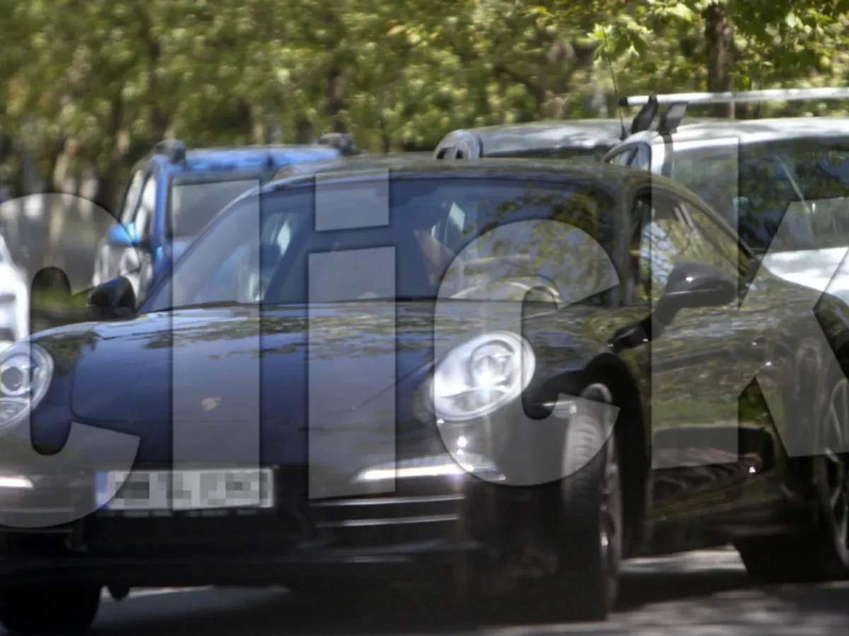 Mihai Morar și-a luat Porsche SH de peste 100.000 € - Foto: click.ro
