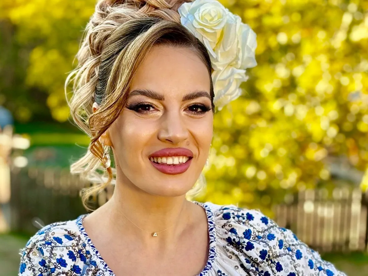 Artista de muzică populară, Teodora Pana prinsă la furat - Foto: Arhiva personala