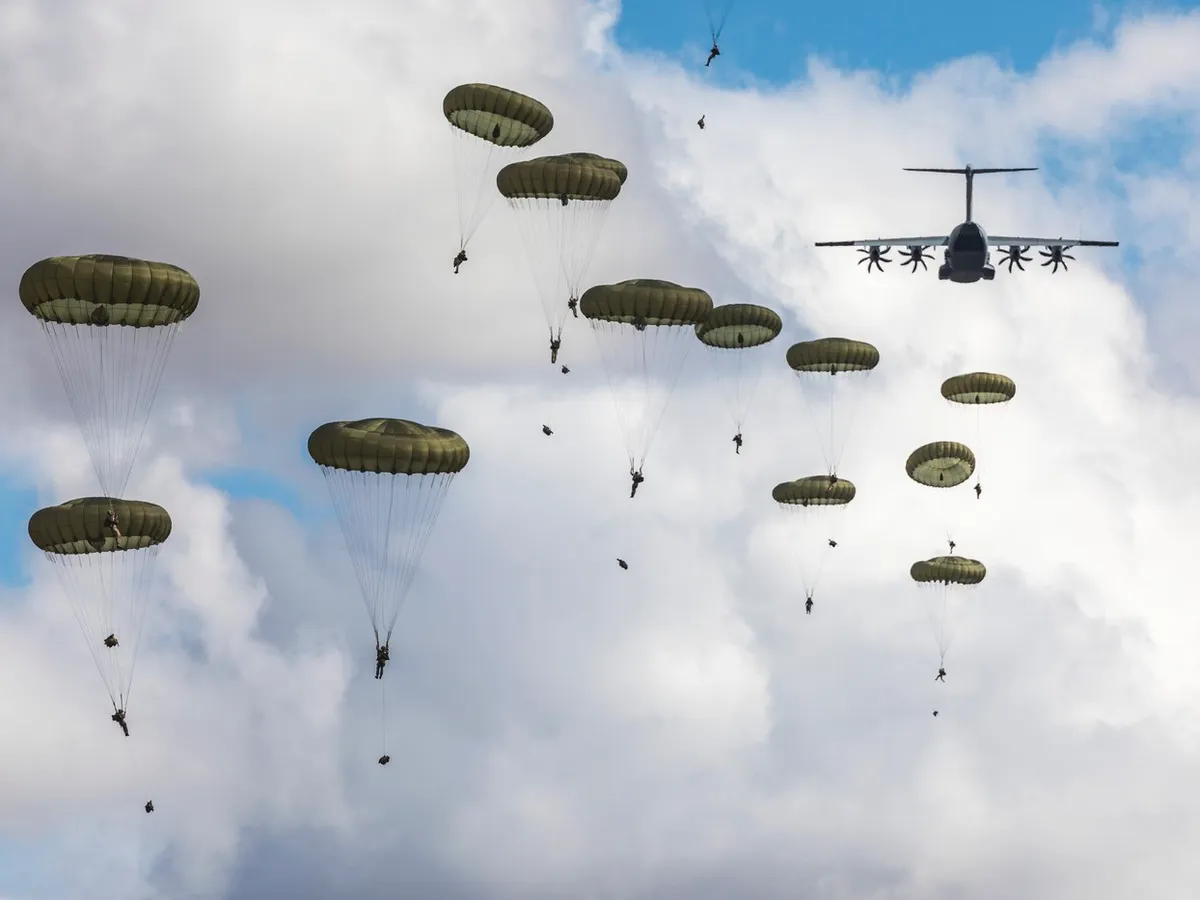 Armata Britanică, operațiune aeriană de amploare în sprijinul unui aliat NATO aflat sub amenințare