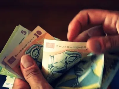 România la limita supraviețuirii: Majoritatea românilor abia își duc traiul. Semnalul de alarmă transmis de clasa de mijloc
