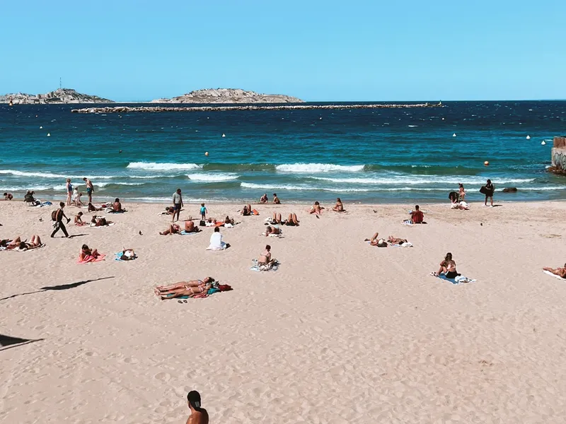 Românii iubesc plajele din Grecia. Unii ”uită” gunoaie acolo Foto: Pexels.com (imagine cu rol ilustrativ)