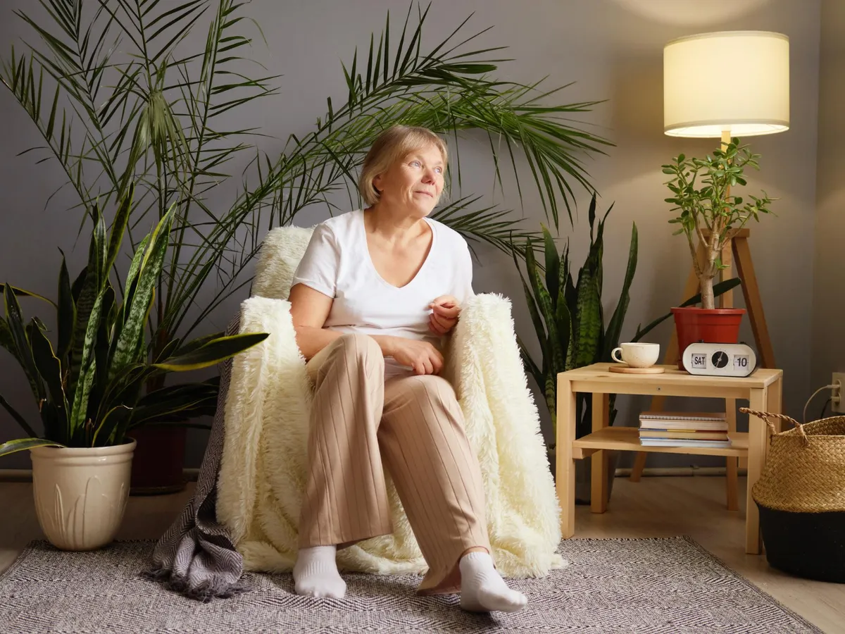 Femeie care se odihnește - Foto: Freepik (Imagine cu rol ilustrativ)