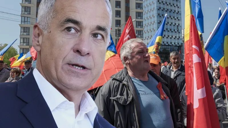 Rusia atacă Moldova prin metoda Călin Georgescu. Partidele proruse: „UE și NATO vor să ne fure țara” - Foto: Profimedia images