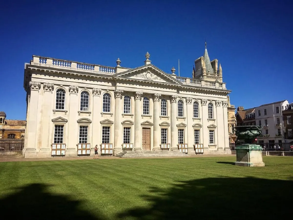 Clădirea Senatului Universității Cambridge