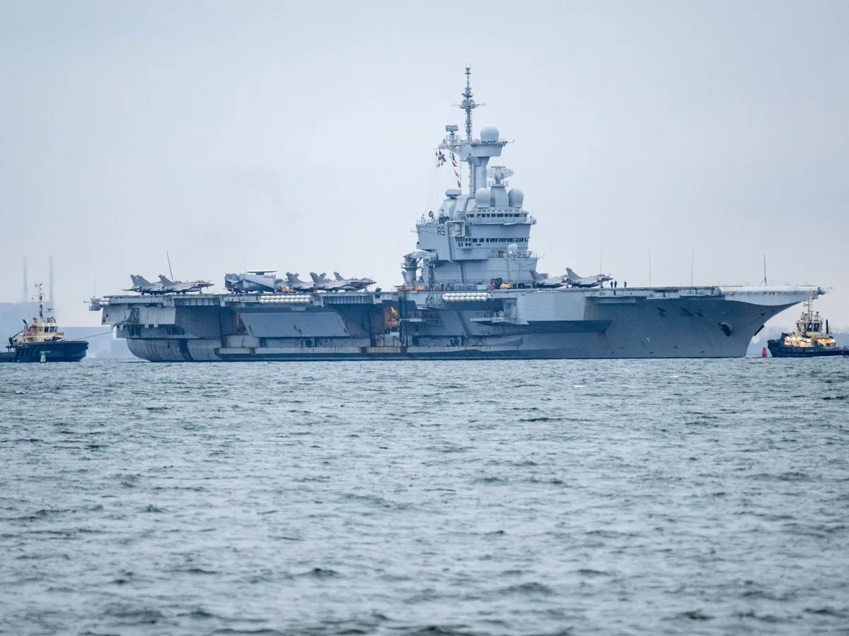 Rusia a trimis o dronă să spioneze un portavion nuclear al Franței, aflat într-un port suedez. A fost doborâtă