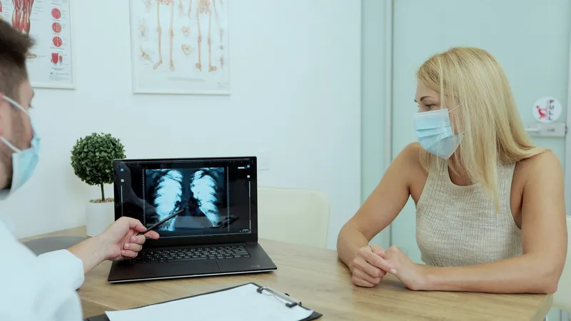 O tuse banală poate ascunde multe boli. Un medic pneumolog explică simptomul comun dar înșelător - Foto: Freepik (Imagine cu rol ilustrativ)