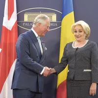 imaginile comice cu premierul  Viorica Dăncilă sunt la fel de amuzante ca declarațiile  ei agramate