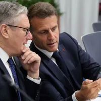 Starmer și Macron - Foto: Profimedia images