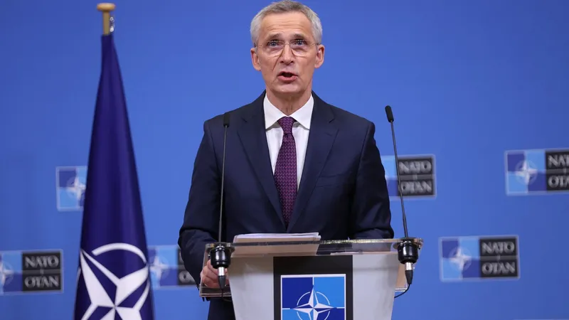 Șeful NATO: "Putin trebuie să înțeleagă că nu poate câștiga războiul în Ucraina" - FOTO: Profimedia Images