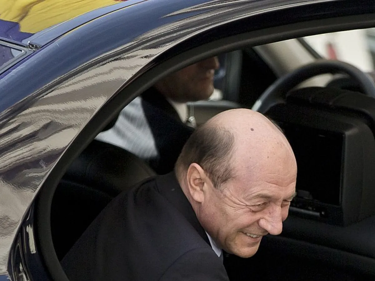 Martie 2015. Fostul preşedinte Traian Băsescu ajunge la biroul procurorului general - Foto: Profimedia Images