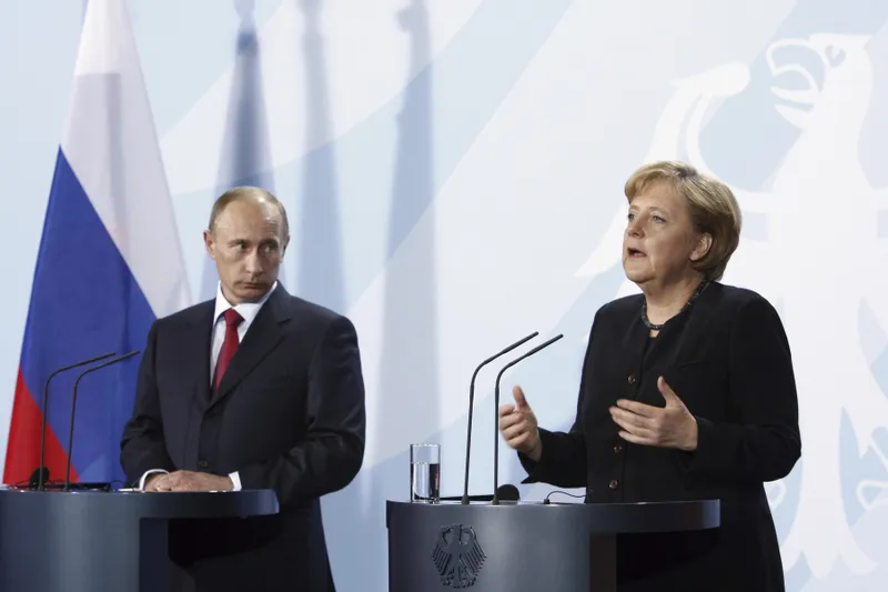 putin si merkel