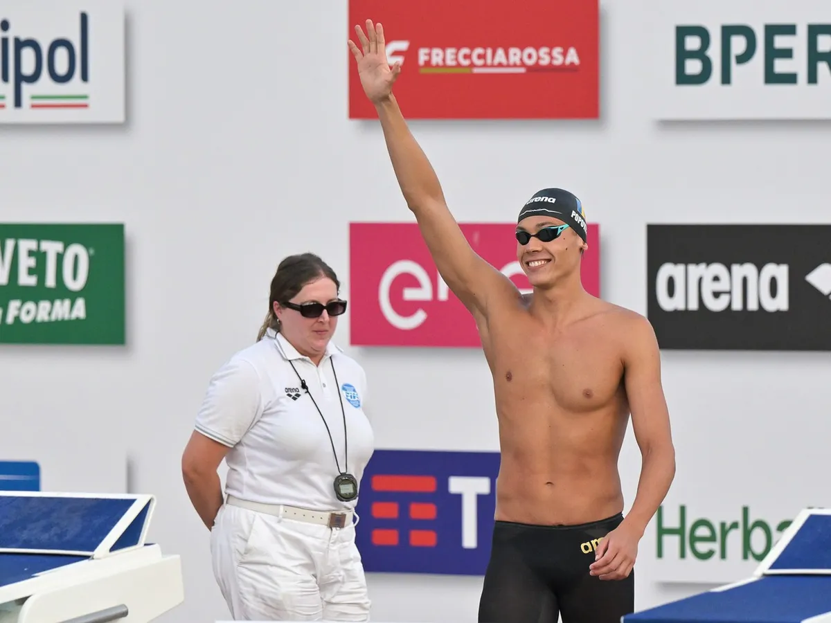 Medalie de aur și nou record pentru înotătorul român David Popovici, la 100 m liber, la Trofeul Settecolli