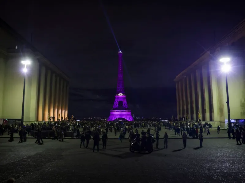 Turnul Eiffel se stinge azi, ca omagiu adus victimelor atacului din 7 octombrie 2023. Ora exactă - FOTO: Profimedia(imagine cu rol ilustrativ)