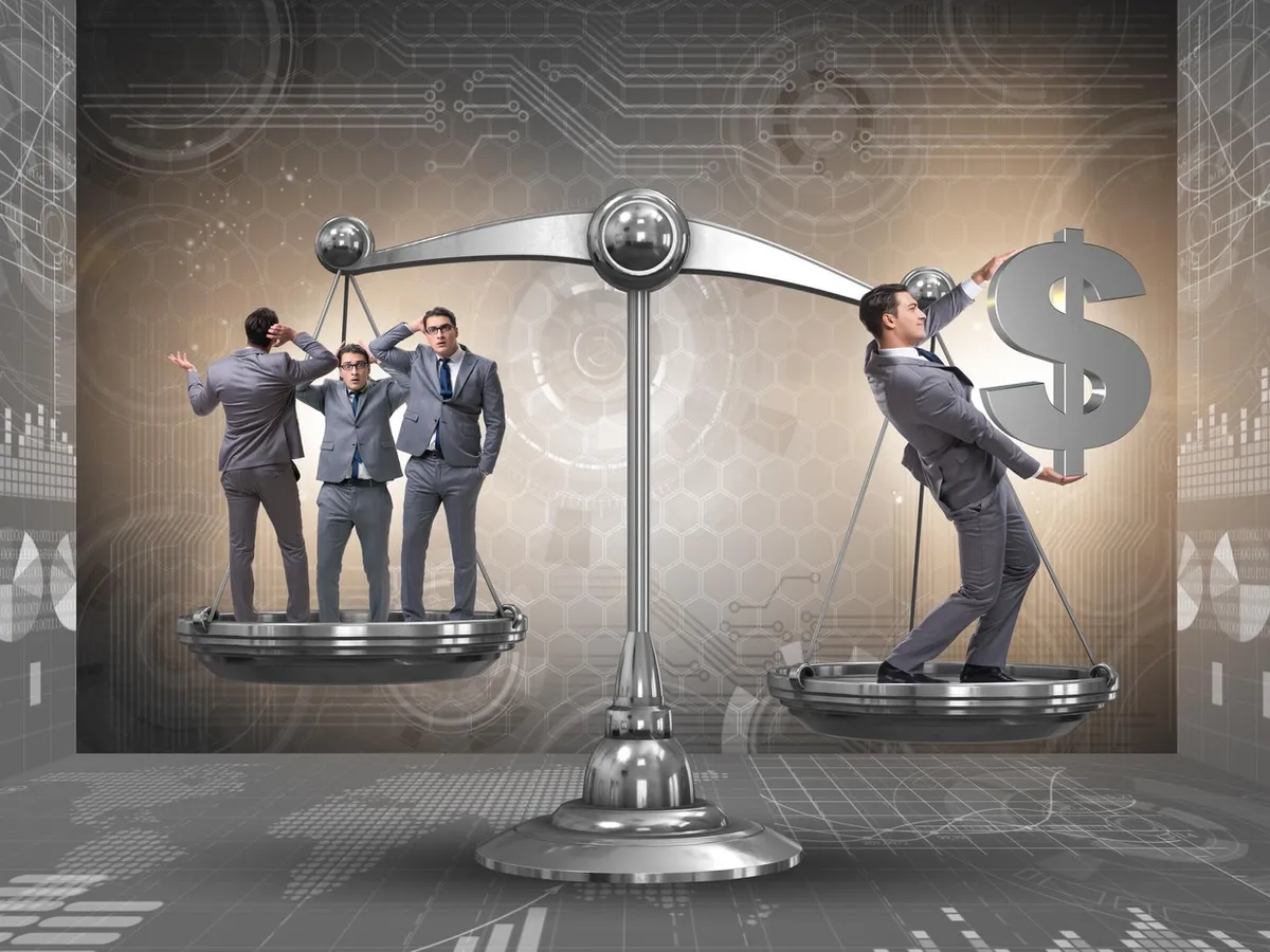 Averea miliardarilor, la nivel record. 12 persoane deţin mai mulţi bani decât circa 4.000.000.000 de oameni