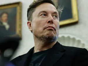 Elon s-a trezit, în sfârșit”: cum se luptă Musk să salveze Tesla de Donald Trump. Efectele legii „mari și frumoase” a președintelui