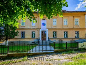Furtul de artă al secolului, în România. Tablouri de 2.800.000 € „dispărute” de la Cisnădioara - Foto: Facebook / Kunsthaus 7 B