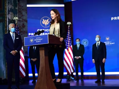 Avril Haines este prima femeie care conduce CIA, NSA și celelalte 15 servicii de informații ale SUA/ FOTO:  baltimore.cbslocal.com