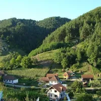 Un milionar din Cluj a cumpărat un ștrand cu ape termale, recunoscute terapeutic de sute de ani Foto: statiunibalneare.com