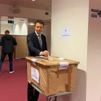 Siegfried Mureșan: „Am votat pentru o Românie europeană, pentru o Românie onestă. Haideți la vot” - Foto: Facebook / Siegfried Mureșan