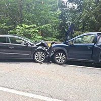 Accident pe Transfăgărășan între două autoturisme. Două femei au fost rănite și au ajuns la spital - Foto: ISU /