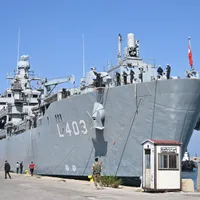 Turcia vrea să facă legea în Marea Neagră, România se bazează tot pe nave de luptă sovietice - Foto: Profimedia Images